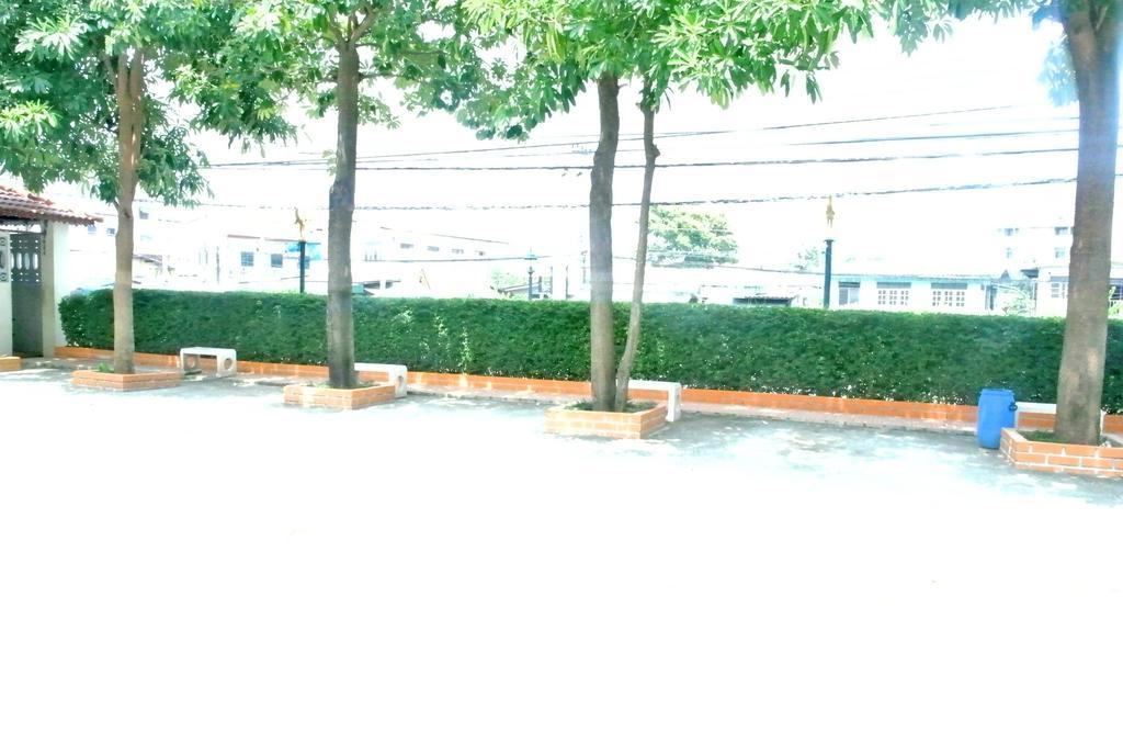 Rose Garden Hotel Phra Nakhon Si Ayutthaya Exterior foto